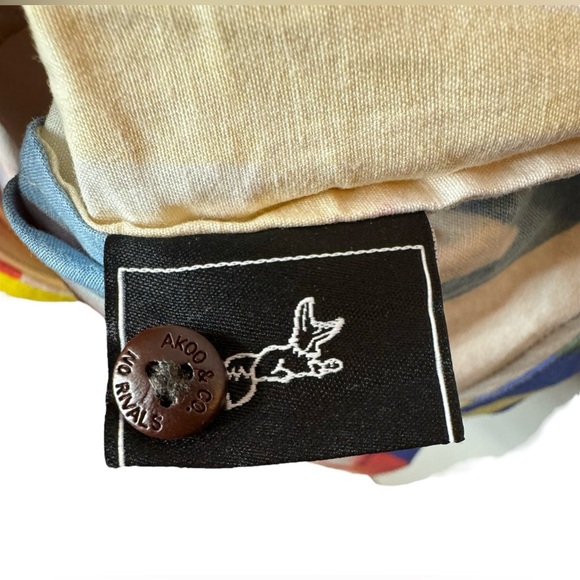 Akoo Effortless Woven Button Down Shirt macadamia print colorful short sleeve - Picture 7 of 11